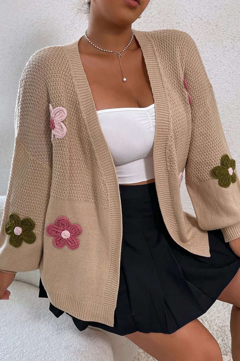 Cardigan ouvert sur le devant à épaules tombantes et appliqué floraux